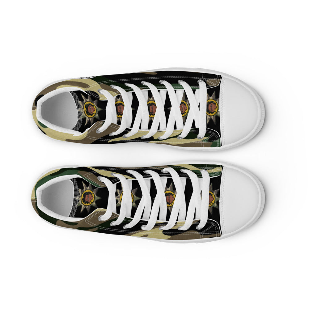 Men’s high top canvas shoes